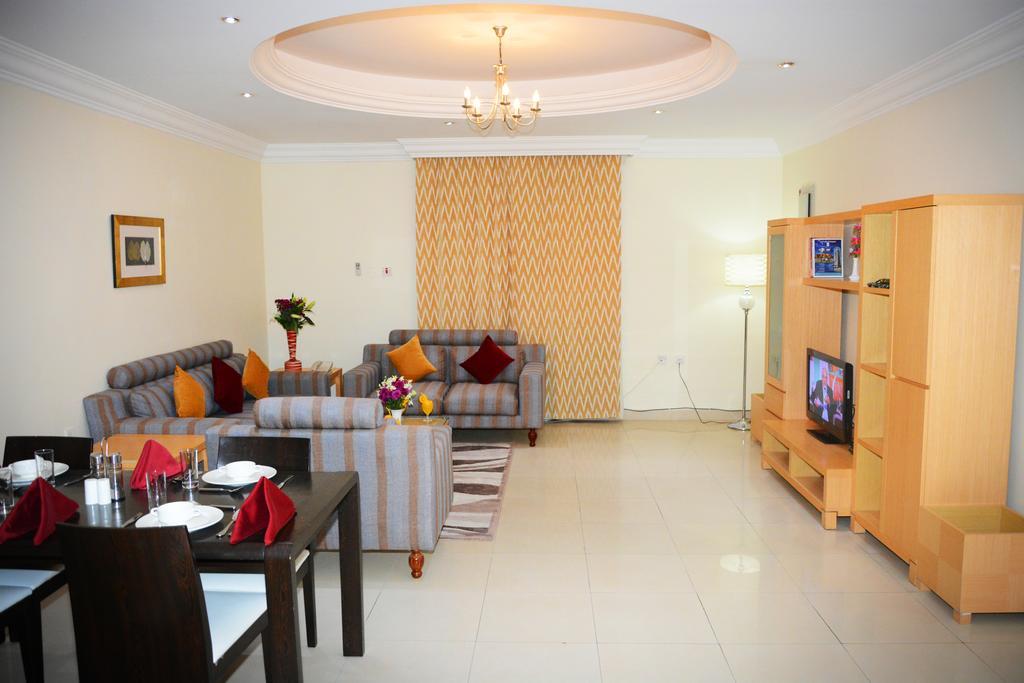 Retaj Residence Al Sadd Doha Habitación foto