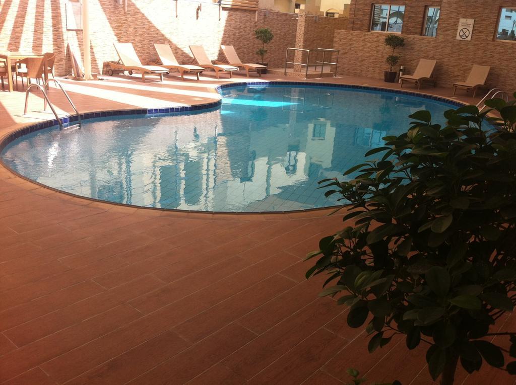 Retaj Residence Al Sadd Doha Exterior foto